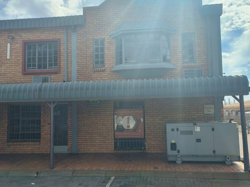306m2 Warehouse To Let in Hennopspark, Centurion | Secure Industrial Unit with Showroom and Offices - Photo 2