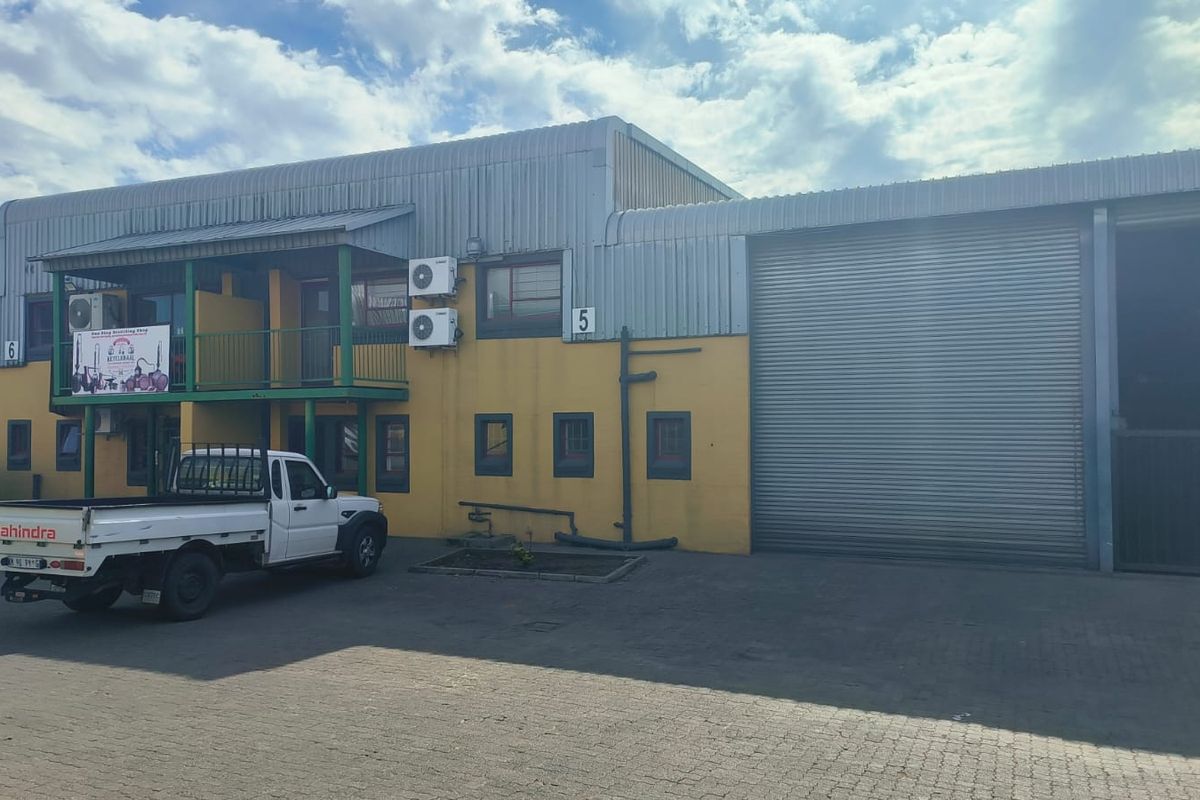 420m2 Warehouse To Let in Hennopspark, Centurion | Secure Industrial Unit with Modern Offices - Photo 2