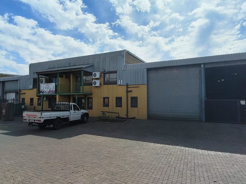 420m2 Warehouse To Let in Hennopspark, Centurion | Secure Industrial Unit with Modern Offices - Photo 4