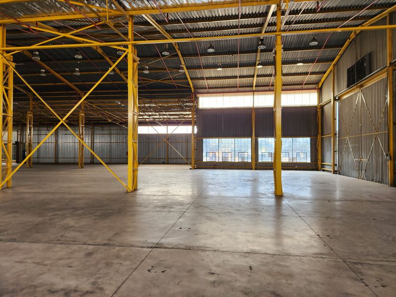 5,990m2 A-Grade Warehouse To Let in Rosslyn, Prime Automotive & Logistics Hub - Photo 6