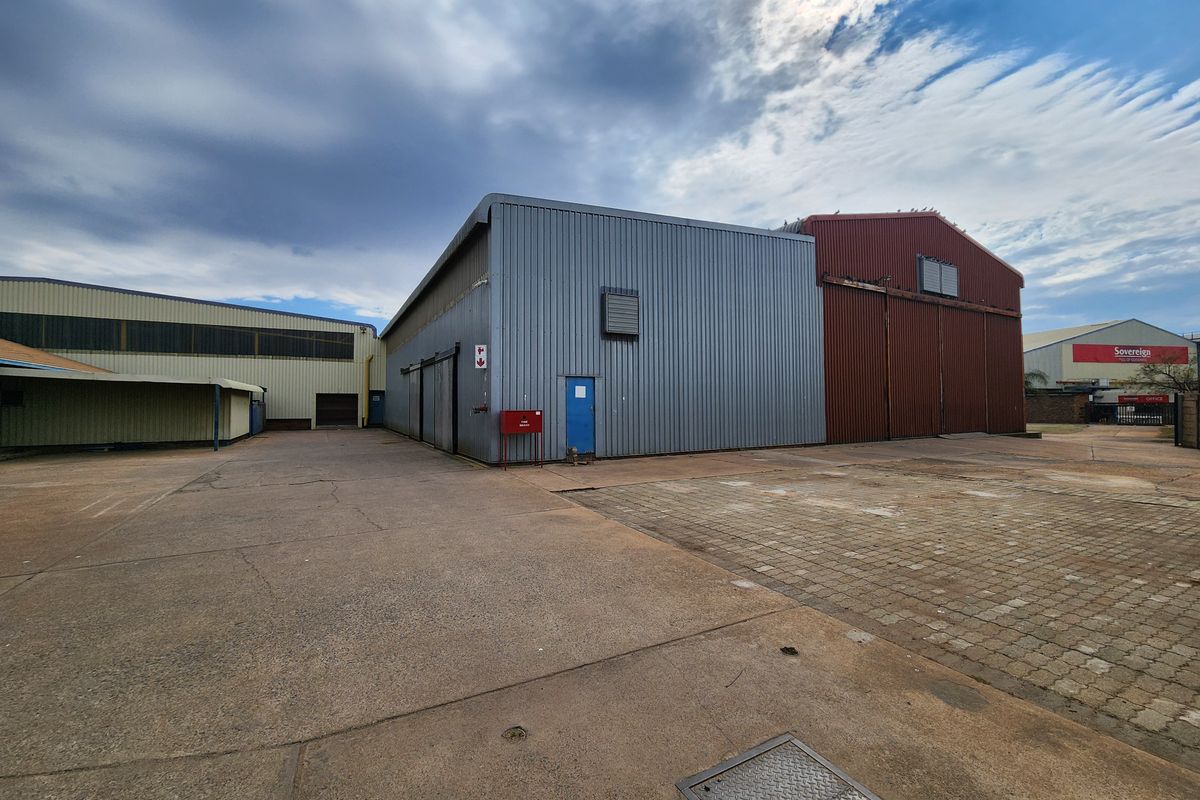 5,990m2 A-Grade Warehouse To Let in Rosslyn, Prime Automotive & Logistics Hub - Photo 3