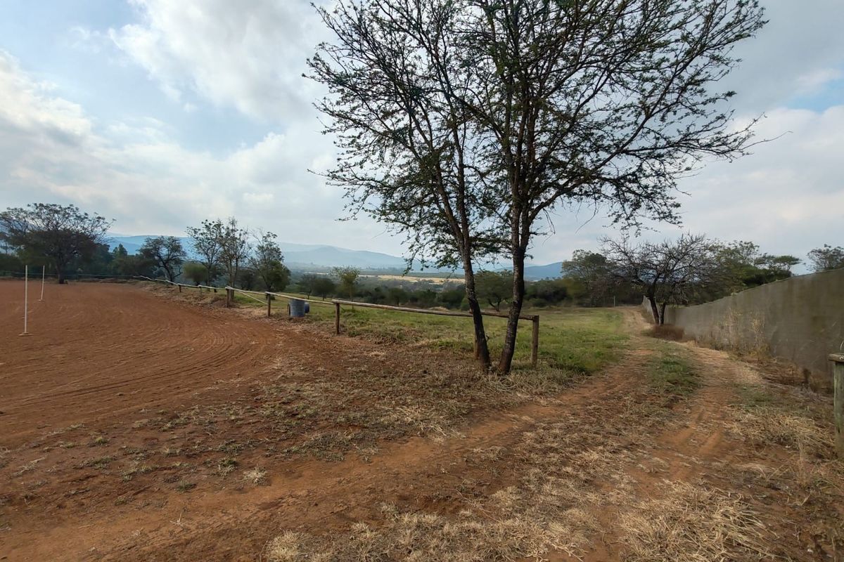 9 Hectare Development & Lifestyle Property – Prime Location on the R524 Near Louis Trichardt Price: - Photo 4