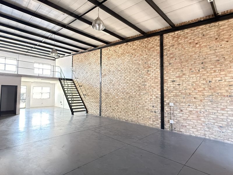 140m2 AAA-Grade Warehouse To Let in Worksheds Industrial Park - Photo 8