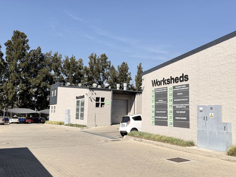 140m2 AAA-Grade Warehouse To Let in Worksheds Industrial Park - Photo 3