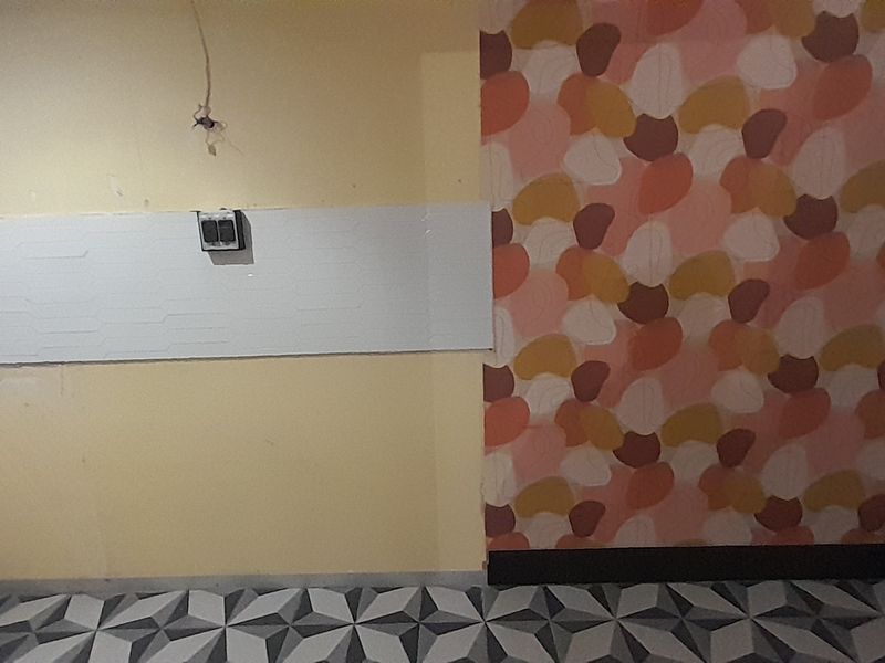 Affordable Ground Floor Office with Private Balcony - Photo 8