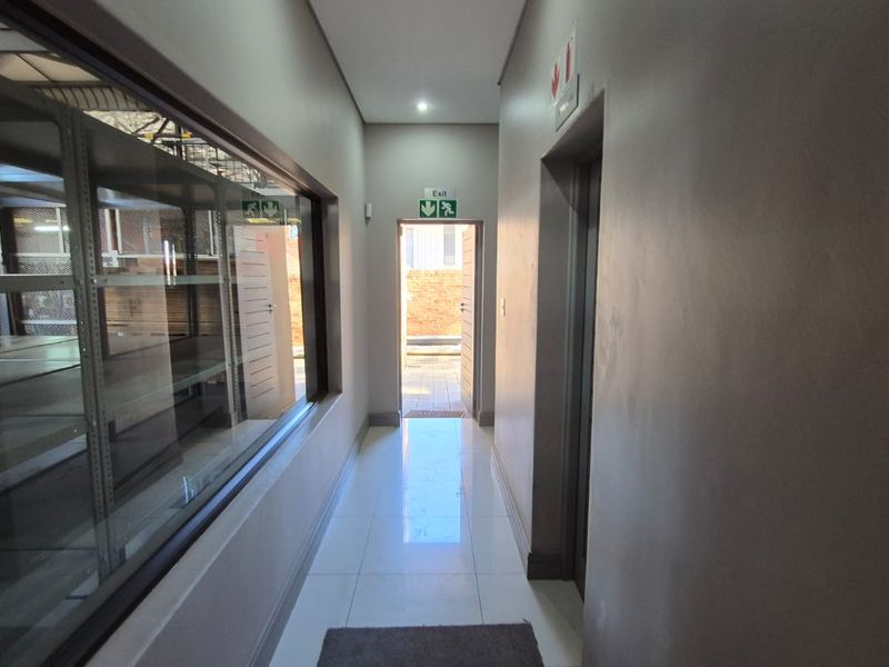 Premium 1,170m2 A-Grade Warehouse and Office Combo To Let | Secure N4 Industrial Node - Photo 8