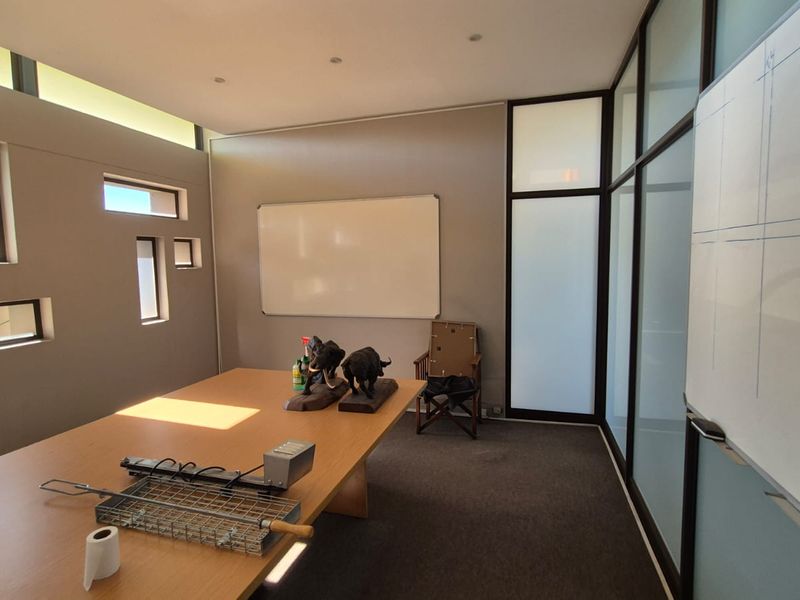 Premium 1,170m2 A-Grade Warehouse and Office Combo To Let | Secure N4 Industrial Node - Photo 5
