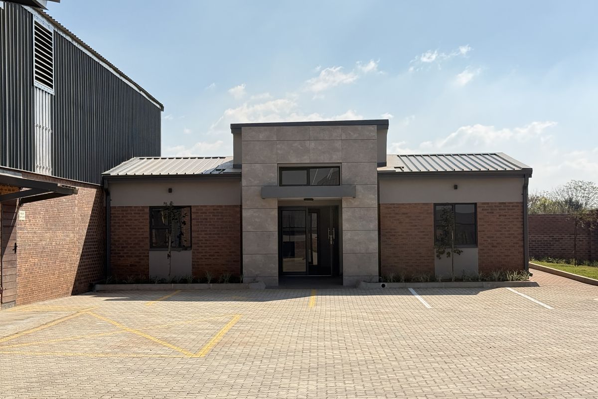 Brand-New P-Grade Warehouse To Let in Westhills Business Estate - Photo 4