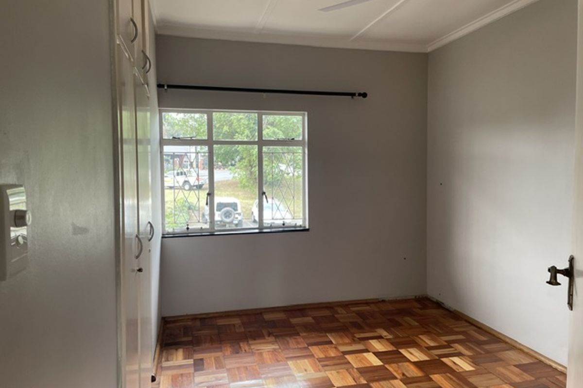 Ideal Offices for Convenience in Central Westvlle - Photo 2