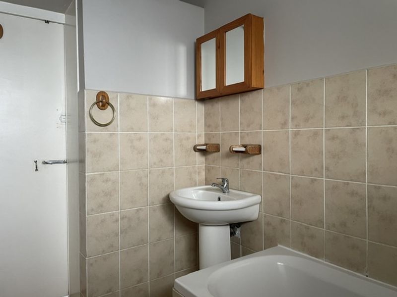 Ideal Offices for Convenience in Central Westvlle - Photo 10