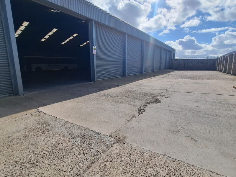 Commercial Property To Let - Photo 3