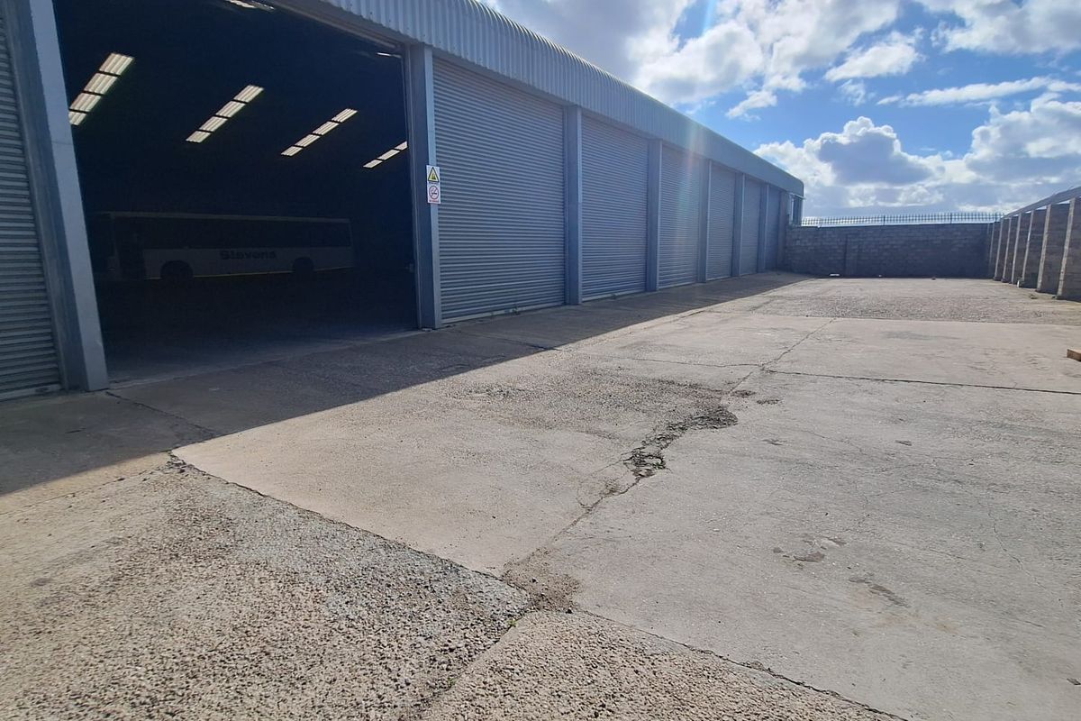 Commercial Property To Let - Photo 3