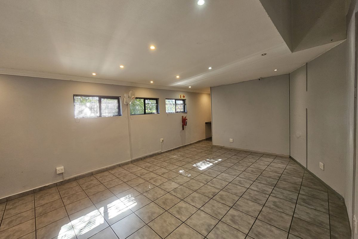 To Let- Small Office Space Wierda Park Cenurion - Photo 4