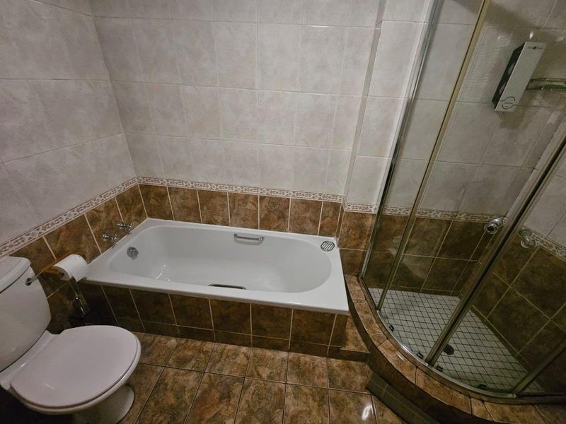 Investment Opportunity – Guest House for Sale in Vaalpark! - Photo 10