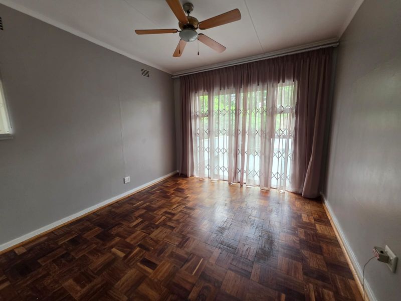 Prime Commercial Space to Rent in Three Rivers! - Photo 4