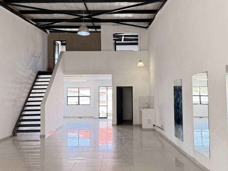 Strategically Located Industrial Space for Logistics and Service Operators - Photo 8