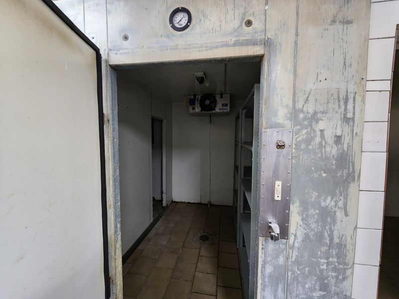 130m2 Ground Floor Commercial Kitchen Space To Let in Secure Montana Business Area - Photo 10