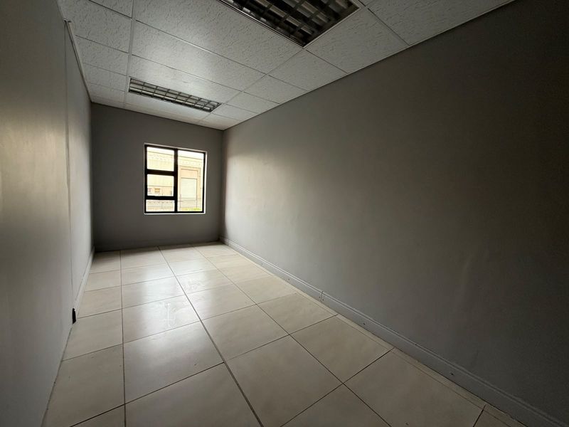 Prime Warehouse Opportunity in Waterval East Business Park - Photo 10