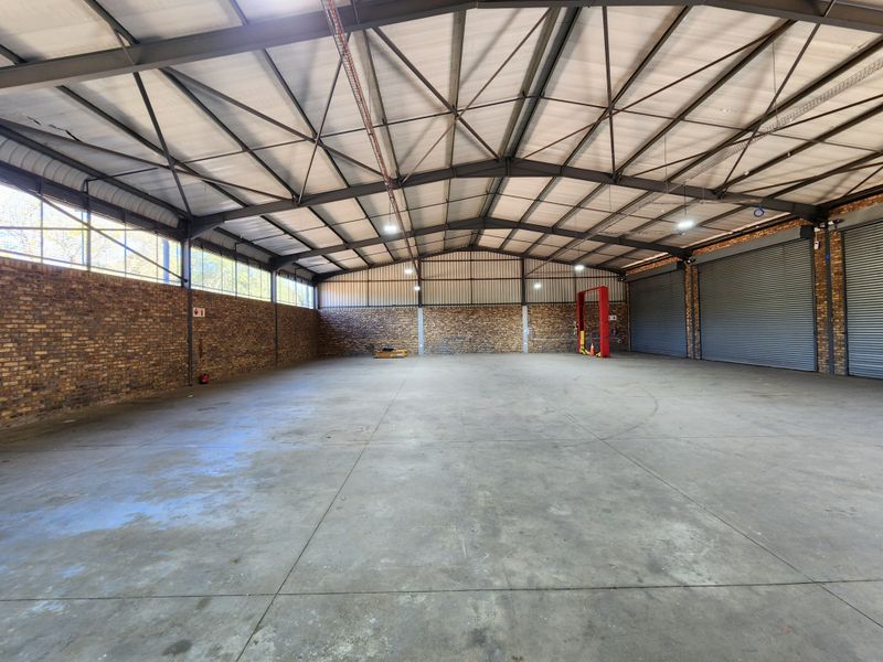 550m2 A-Grade Warehouse with Multiple Roller Shutter Doors in Montana - Photo 10