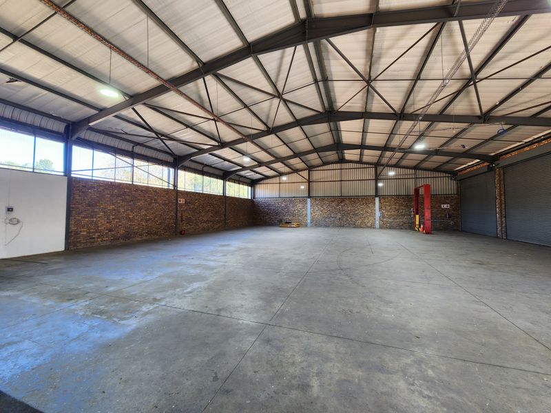 550m2 A-Grade Warehouse with Multiple Roller Shutter Doors in Montana - Photo 9