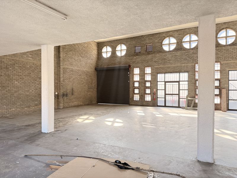 305m2 Warehouse in Halfway House Offering Strategic Midrand Access and Secure Business Operations - Photo 10
