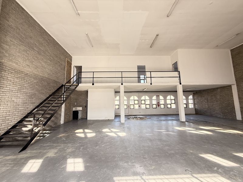 305m2 Warehouse in Halfway House Offering Strategic Midrand Access and Secure Business Operations - Photo 5