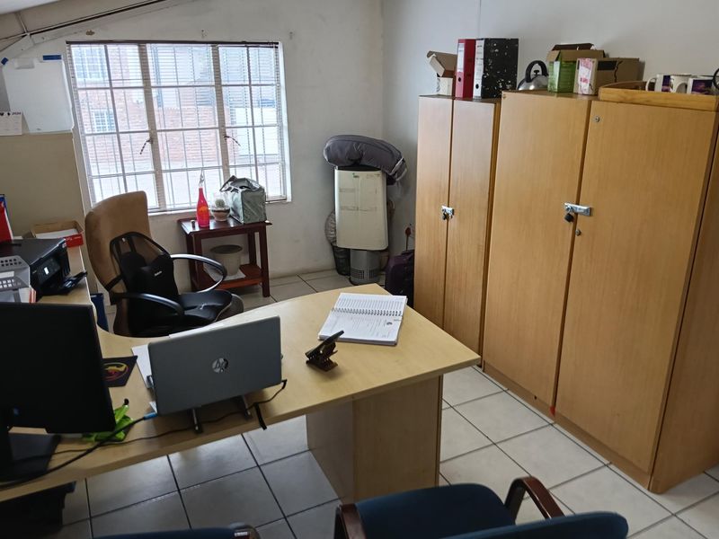A State of the Art industrial property for those with big plans. - Photo 8