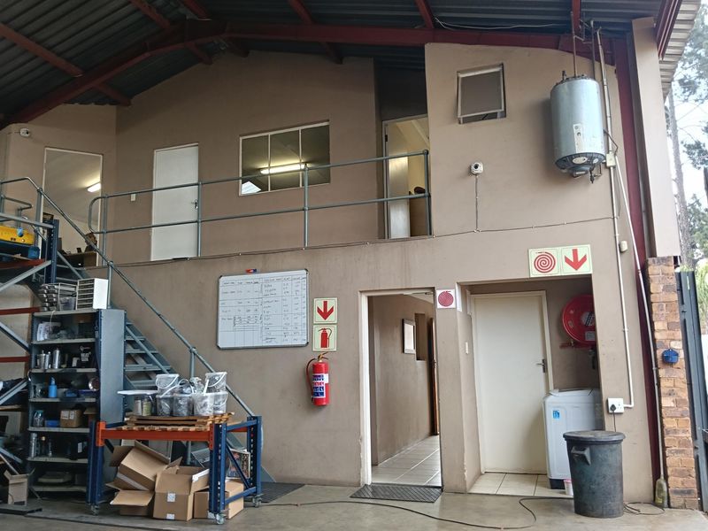 A State of the Art industrial property for those with big plans. - Photo 4