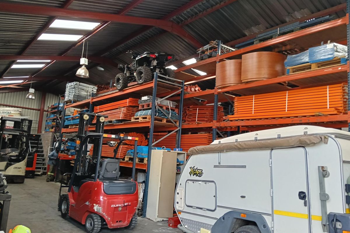 A State of the Art industrial property for those with big plans. - Photo 3