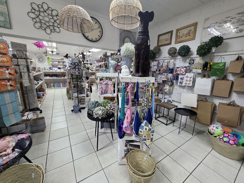 Well-Established Gift Shop for Sale in the Heart of Struisbaai - Photo 9