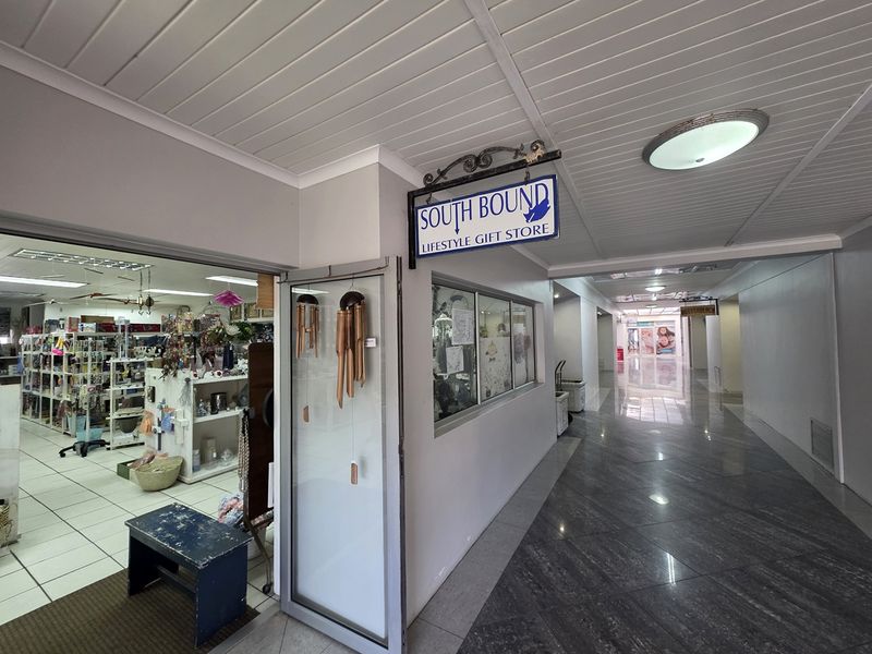 Well-Established Gift Shop for Sale in the Heart of Struisbaai - Photo 2