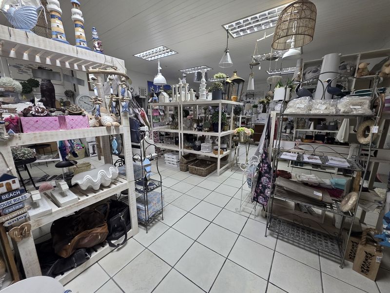 Well-Established Gift Shop for Sale in the Heart of Struisbaai - Photo 4