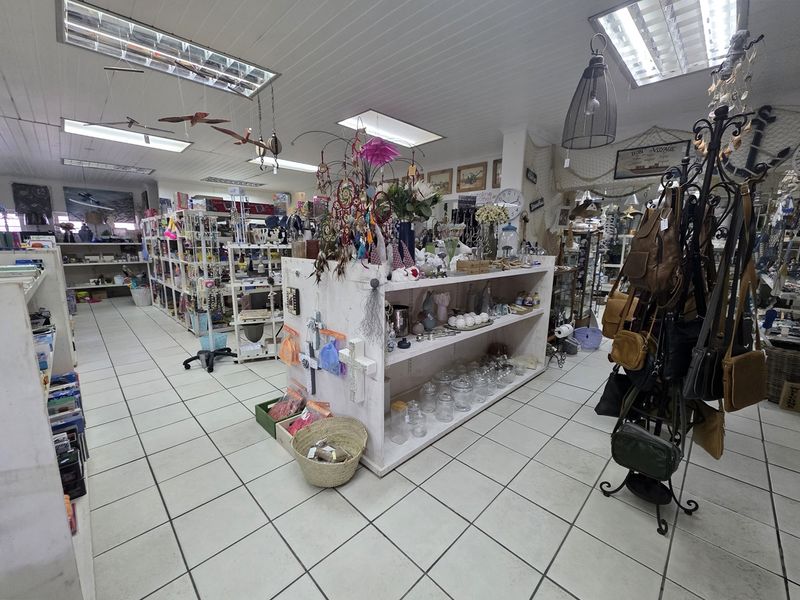 Well-Established Gift Shop for Sale in the Heart of Struisbaai - Photo 3