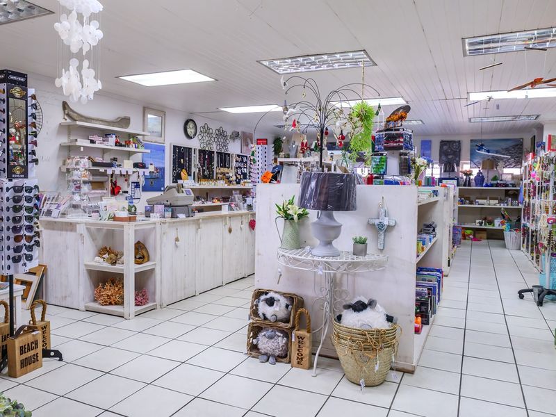 Well-Established Gift Shop for Sale in the Heart of Struisbaai - Photo 4