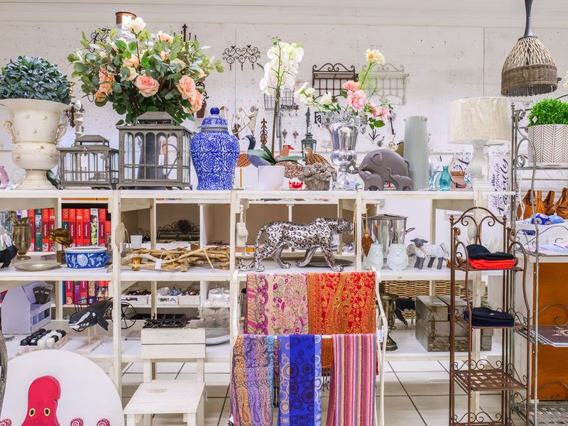 Well-Established Gift Shop for Sale in the Heart of Struisbaai - Photo 8