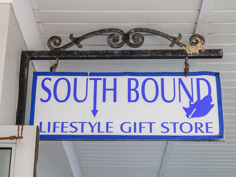 Well-Established Gift Shop for Sale in the Heart of Struisbaai - Photo 2