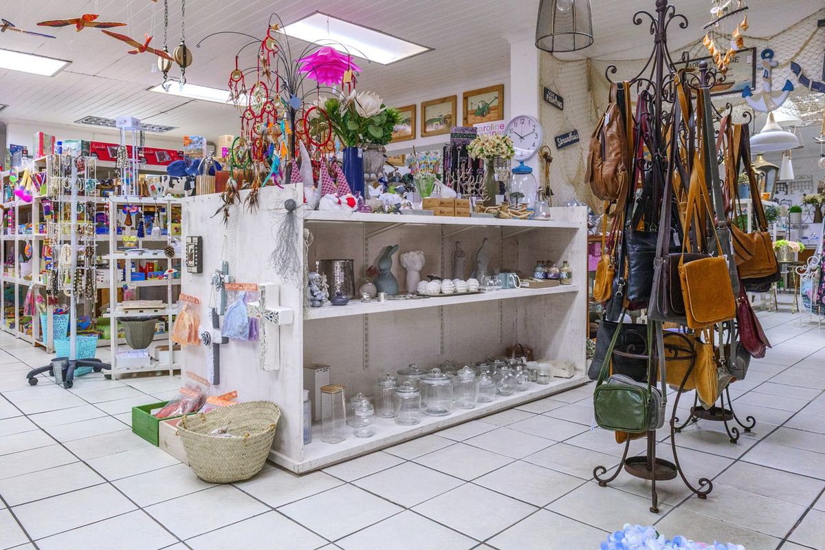 Well-Established Gift Shop for Sale in the Heart of Struisbaai - Photo 5