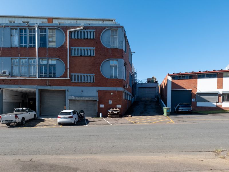 PRIME INDUSTRIAL INVESTMENT OPPORTUNITY – BRICKFIELD, DURBAN - Photo 1