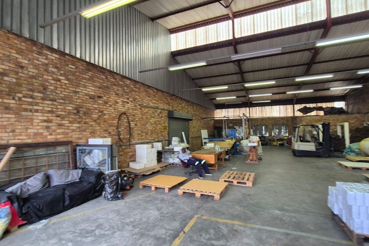 Strategic 350m2 Warehouse To Let in Samcor Park's High-Demand Industrial Node - Photo 5