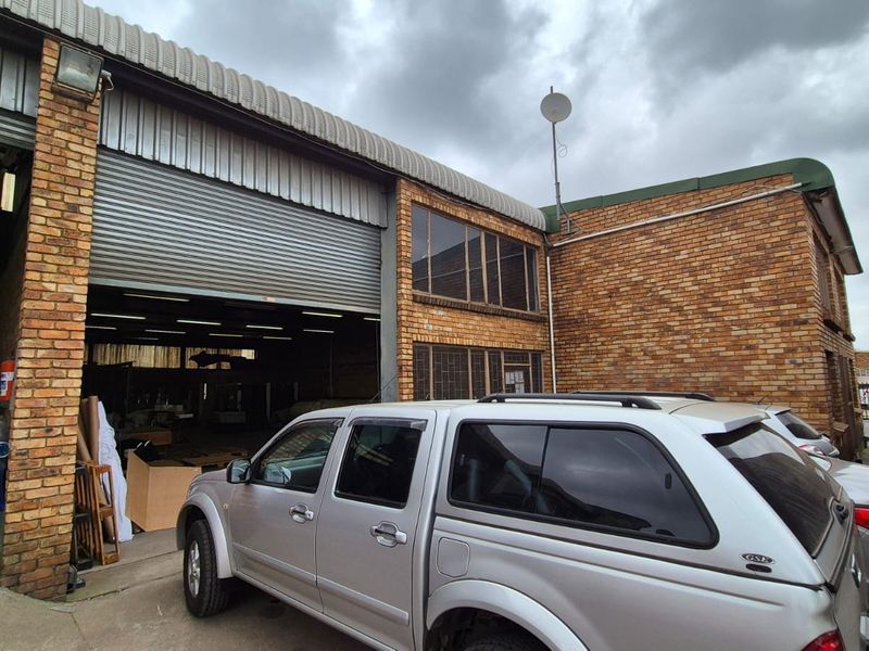 Strategic 350m2 Warehouse To Let in Samcor Park's High-Demand Industrial Node - Photo 2