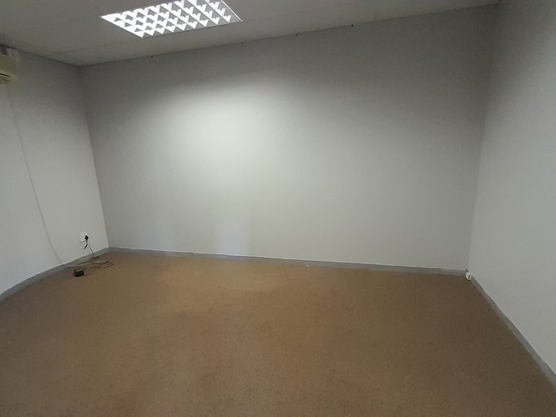 Functional Ground Floor Office in a Prime Pretoria East Business Location - Photo 8