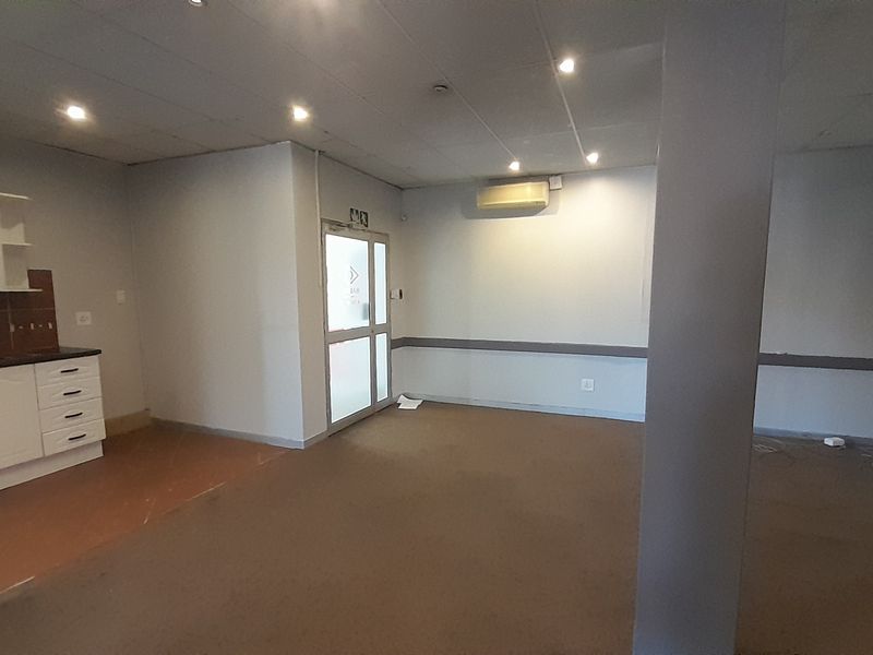 Functional Ground Floor Office in a Prime Pretoria East Business Location - Photo 7