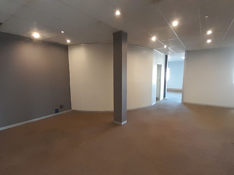 Functional Ground Floor Office in a Prime Pretoria East Business Location - Photo 3