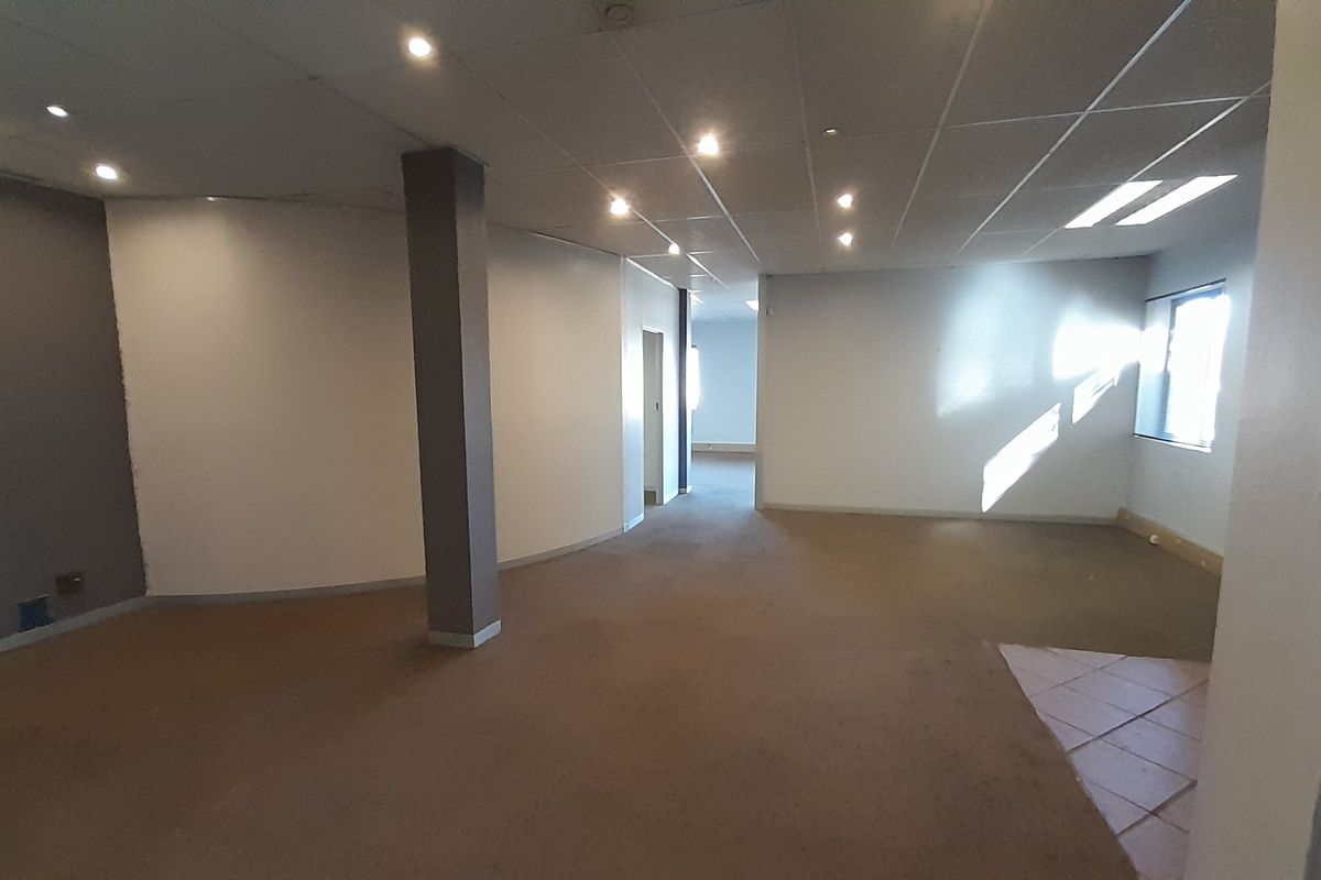 Functional Ground Floor Office in a Prime Pretoria East Business Location - Photo 5