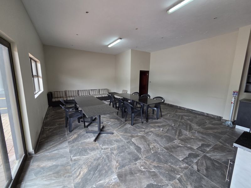 Prime Commercial Property To Let- Marine Drive, The Bluff- R12000 to R20000 - Photo 3