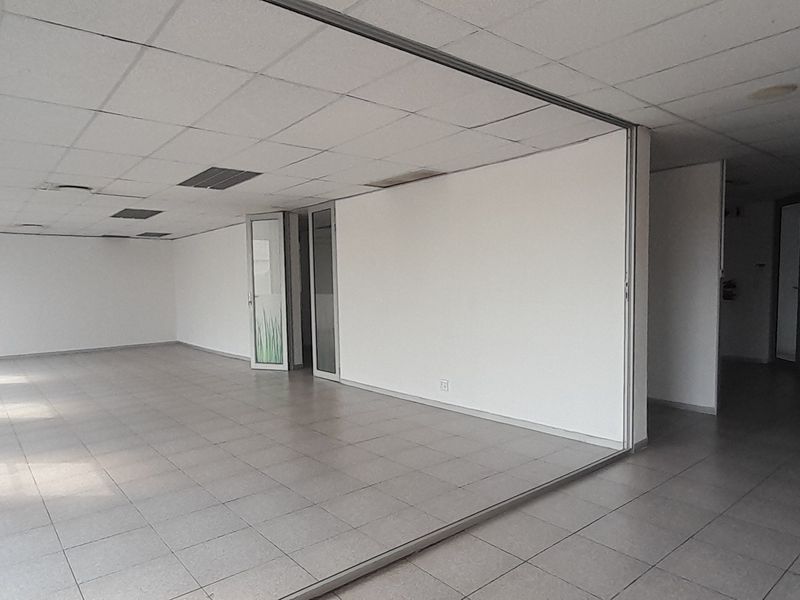 Executive Office Suite with Boardroom Presence and R21 Convenience - Photo 6