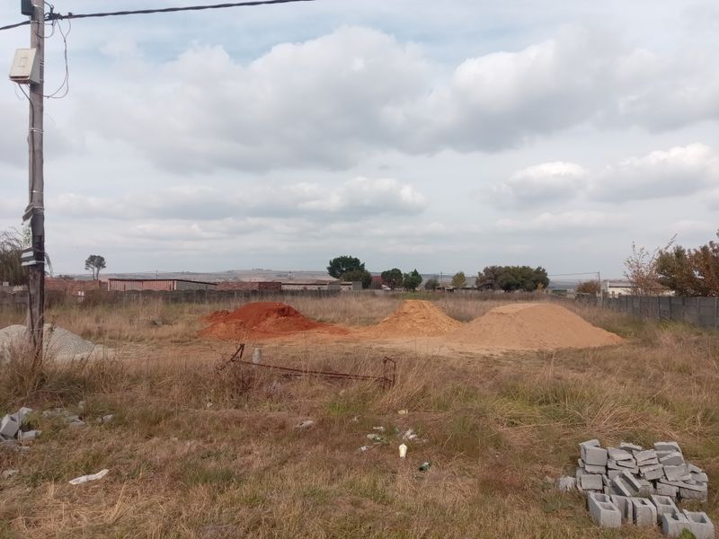Prime Commercial Opportunity on a Busy Main Road - Photo 2