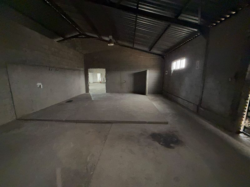 Well-Located Industrial Facility Available to Let in Worcester - Photo 5