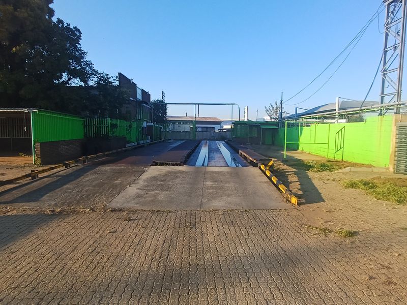 Income Producing Heavy Industrial Asset For Sale in Wadeville, Germiston - Photo 9