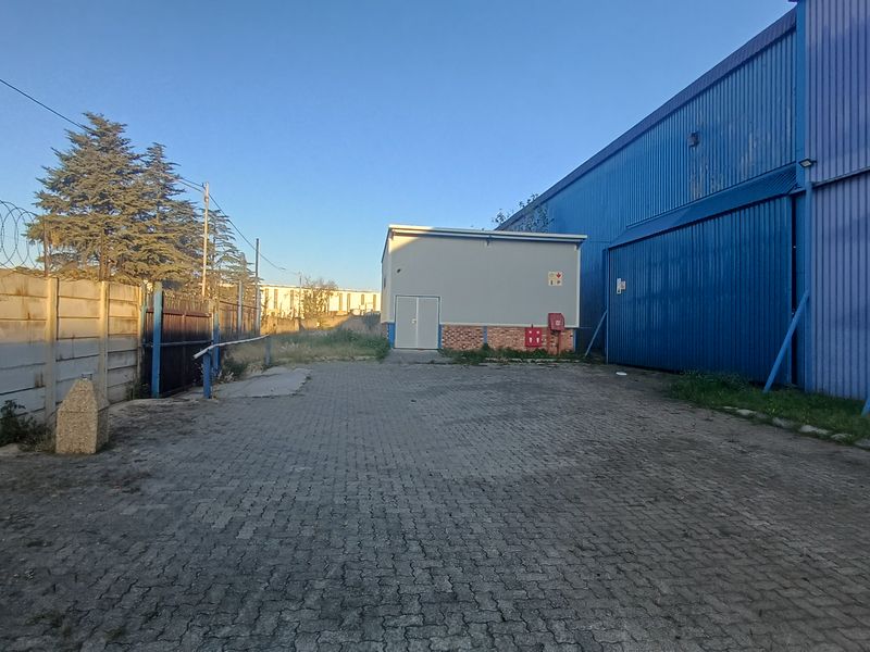 Income Producing Heavy Industrial Asset For Sale in Wadeville, Germiston - Photo 5
